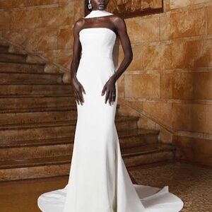 NWT Evie Young Kloss Gown (US04)